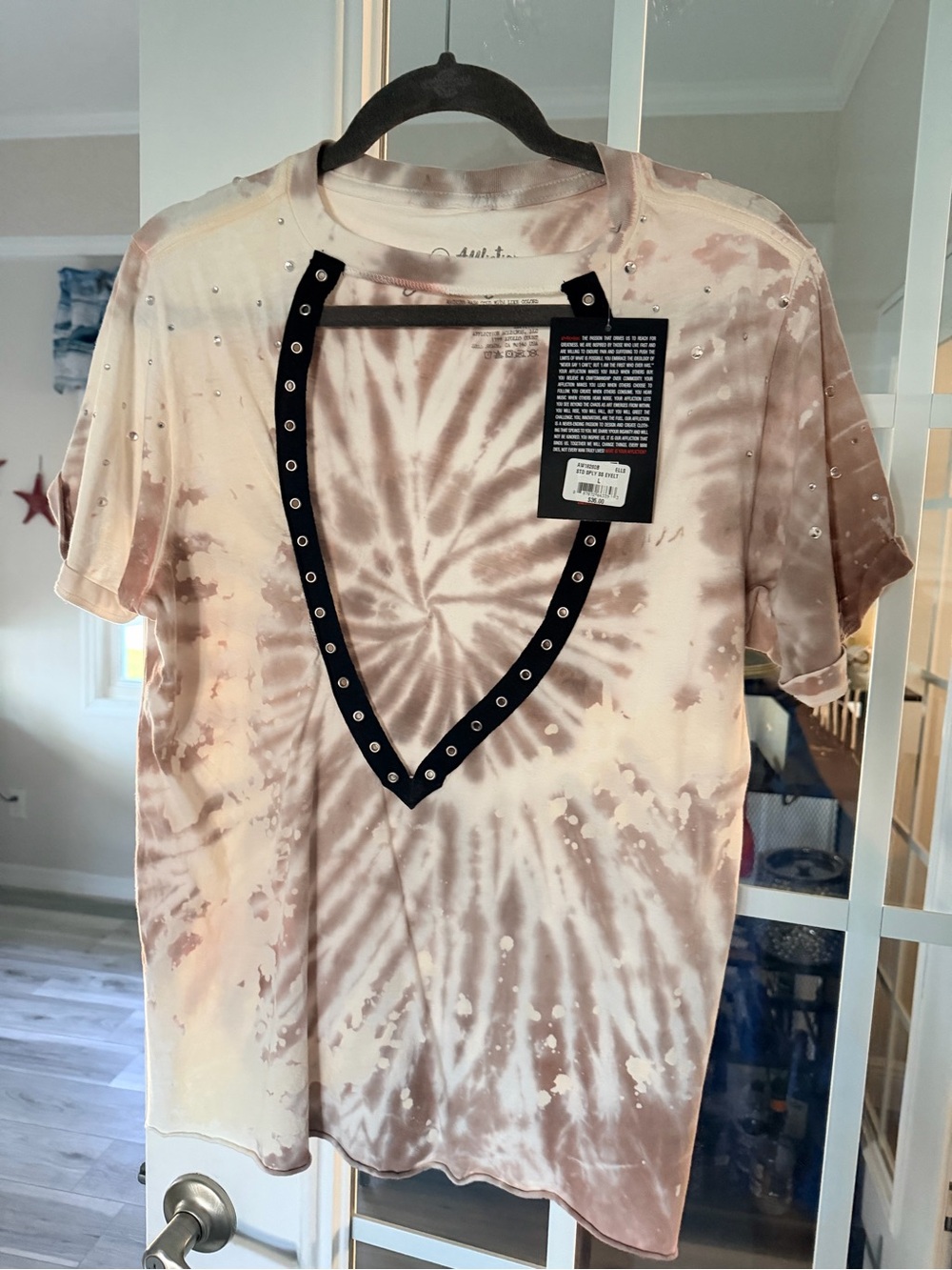 Affliction Cream Short Sleeve Top V-Neck L - Picture 4 of 5